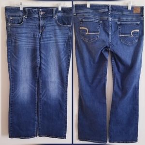 American Eagle Boot cut Woman's Jean's Size 14